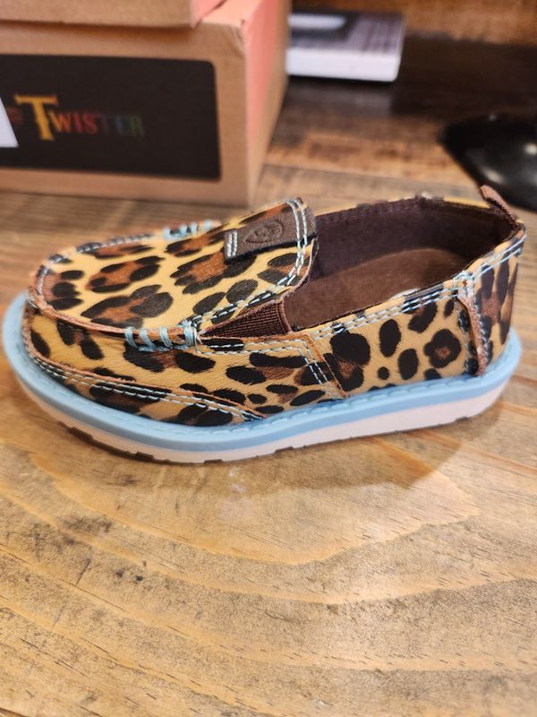 Natalie Cruiser Casual