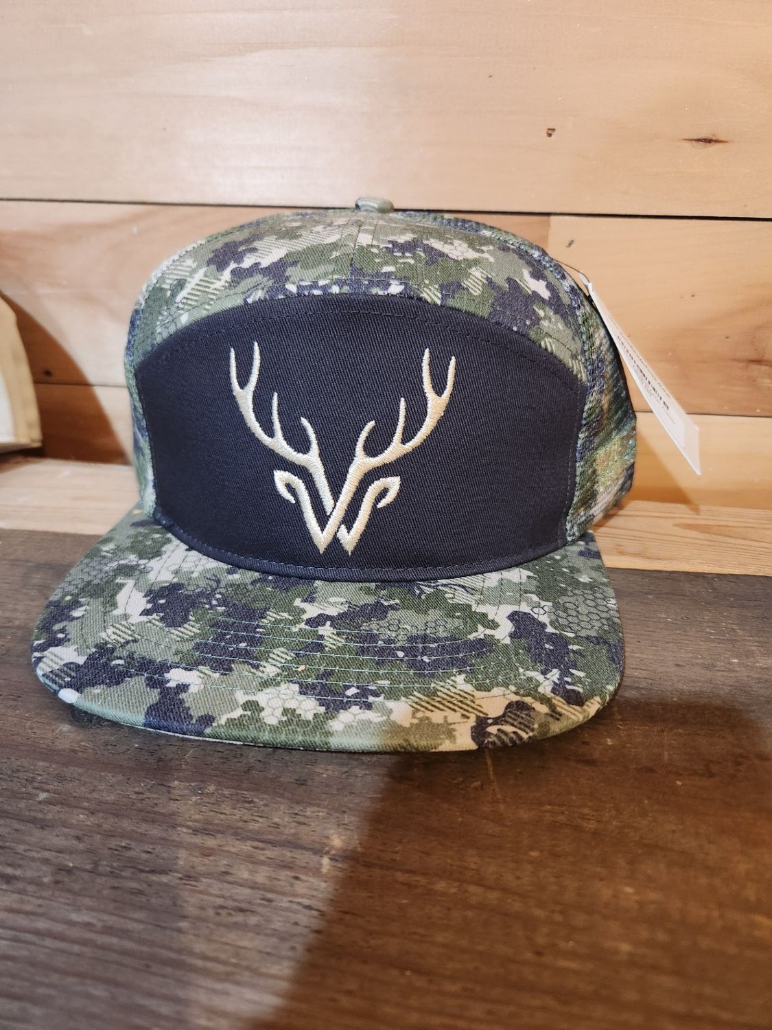 Wildgame 7 Panel Logo Camo Mesh Hat