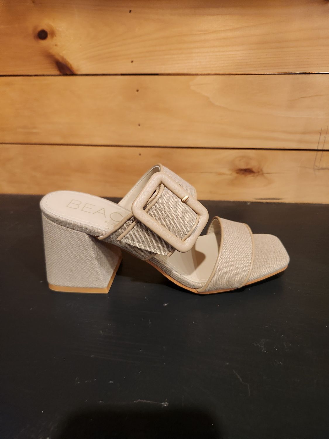 Lucy Sandal, Colour: SAND, Size: 6