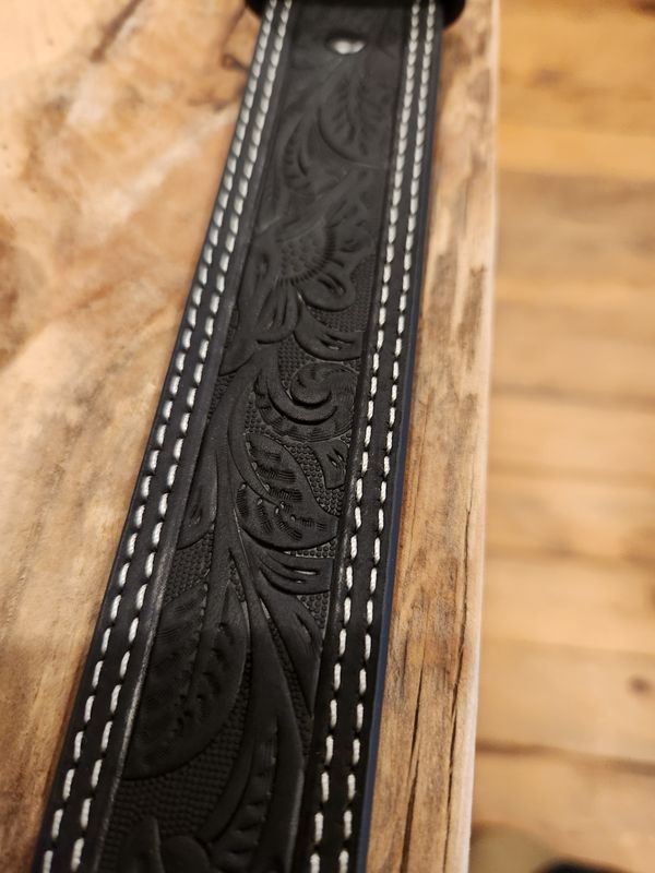 Mens Tooled Double Stitch Leather Belt Black