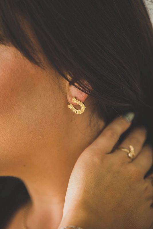 .50" 18K Gold Plated Horseshoe Stud Earring