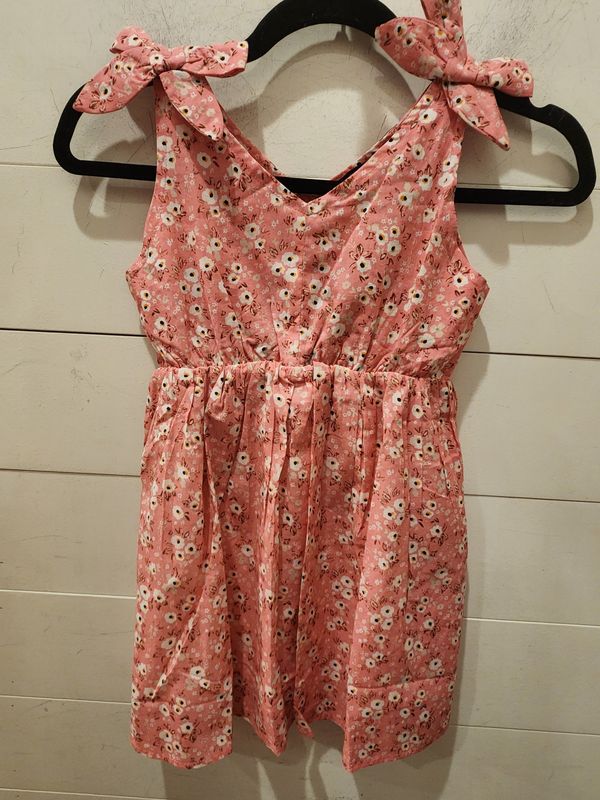 Girl's Pink W/ White Flowers Dress