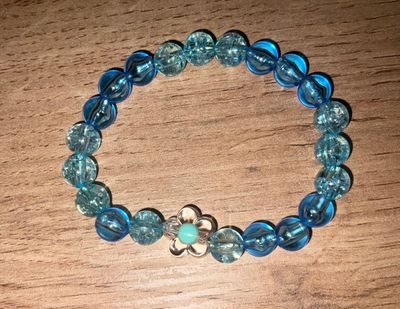 Blumenarmband