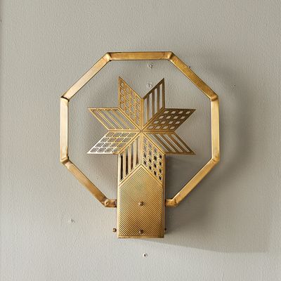 Brass star ablique with tube frame