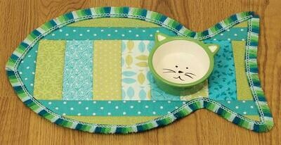June Tailor - Quilt as you Go - Cat Placemat - Pre-Printed WADDING