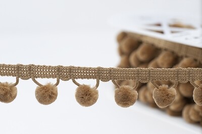 Straw - 15 mm Pom Pom Trim - by Metre