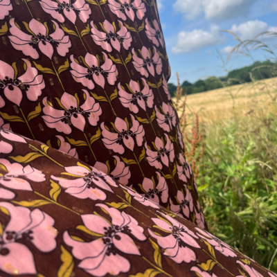 &quot;William Morris&quot; Style Floral - Viscose Dress Fabric - BY METRE