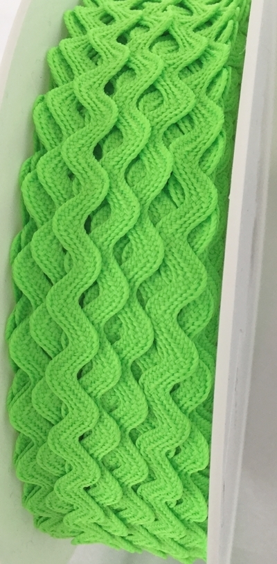 Fluorescent Green - Ric Rac - 7 mm - By Metre