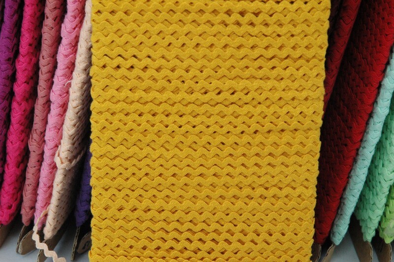 Antique Gold - Ric Rac - 5 mm - By Metre