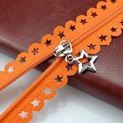 Orange Star Lace Zip - 25 cm