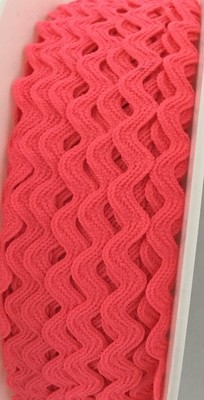 Fluorescent Pink - Ric Rac - 7 mm - By Metre