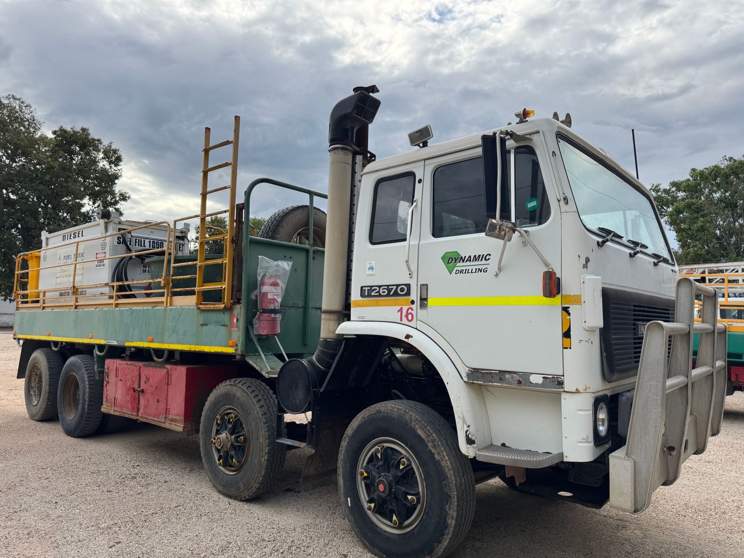 1990 International Acco T2670 Integrated Water Truck