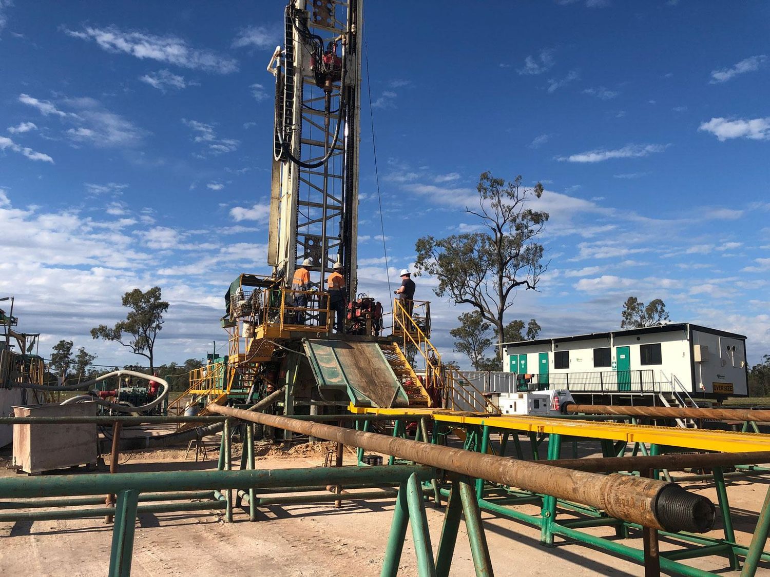 2006 Bournedrill THD2000 Trailer Mounted Drill Rig