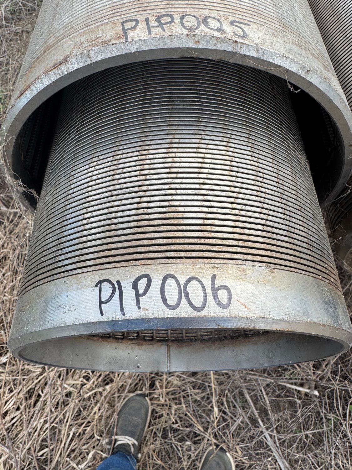 219mm OD Stainless Steel Screen (2 available) 219mm OD Stainless Steel Screen (2 available)