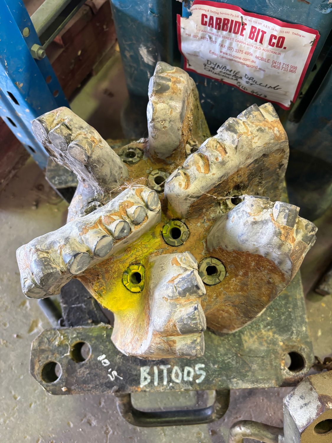 10 1/2" - 6 wing PDC Bit