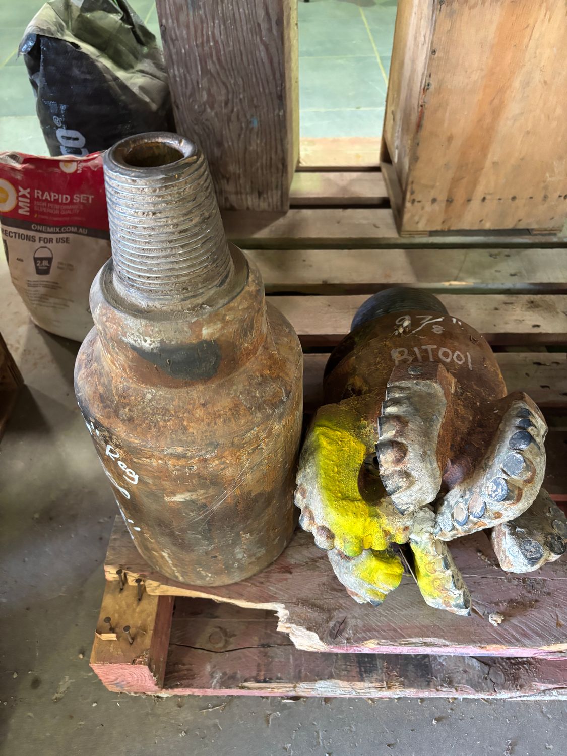 ​9 7/8" - 6 wing PDC Bit and Sub