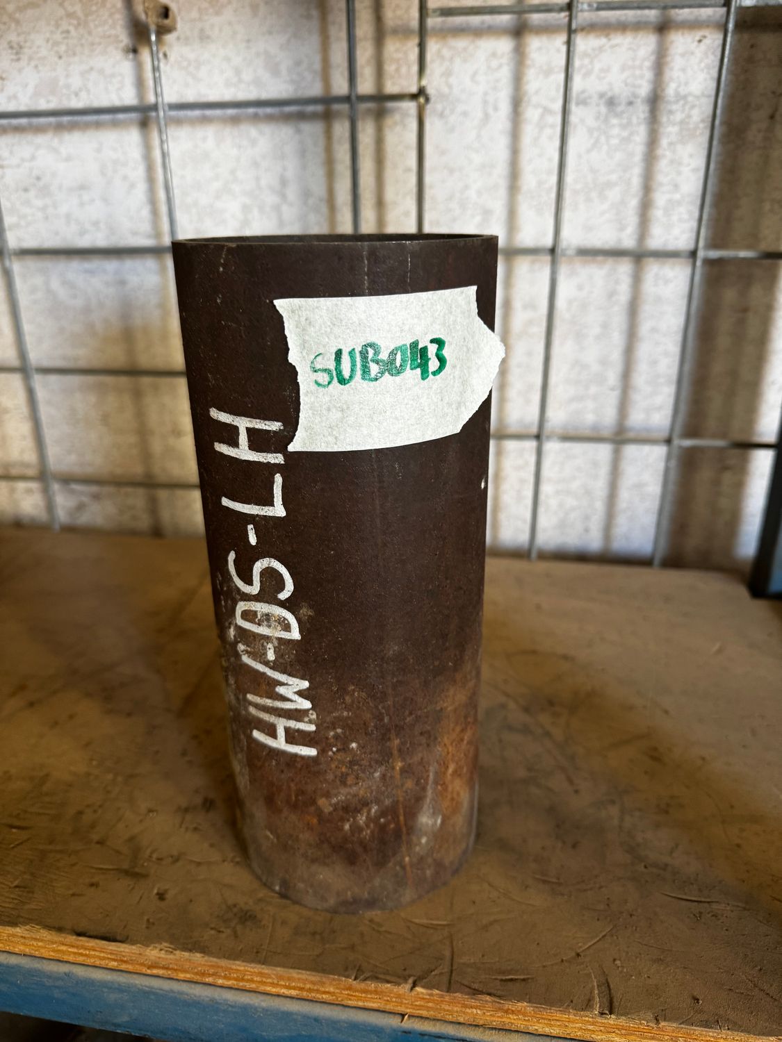 HW Back Out Thread Box Thread