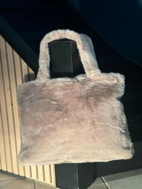 Faux-Fur Shopper