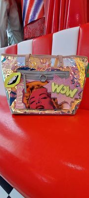 Handtasche &quot;WOW&quot;