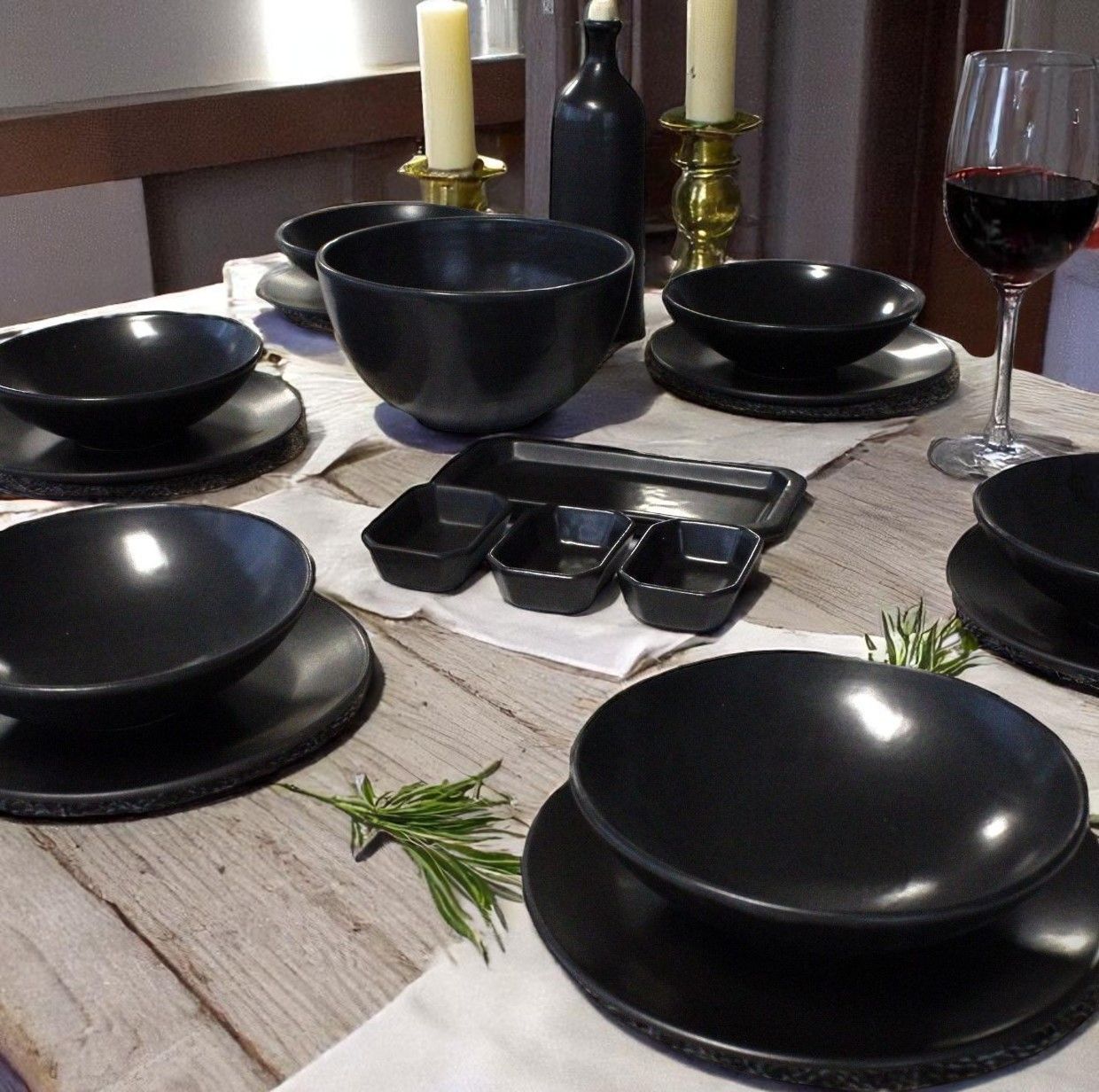 Set da tavola l'ambra nera 18pz