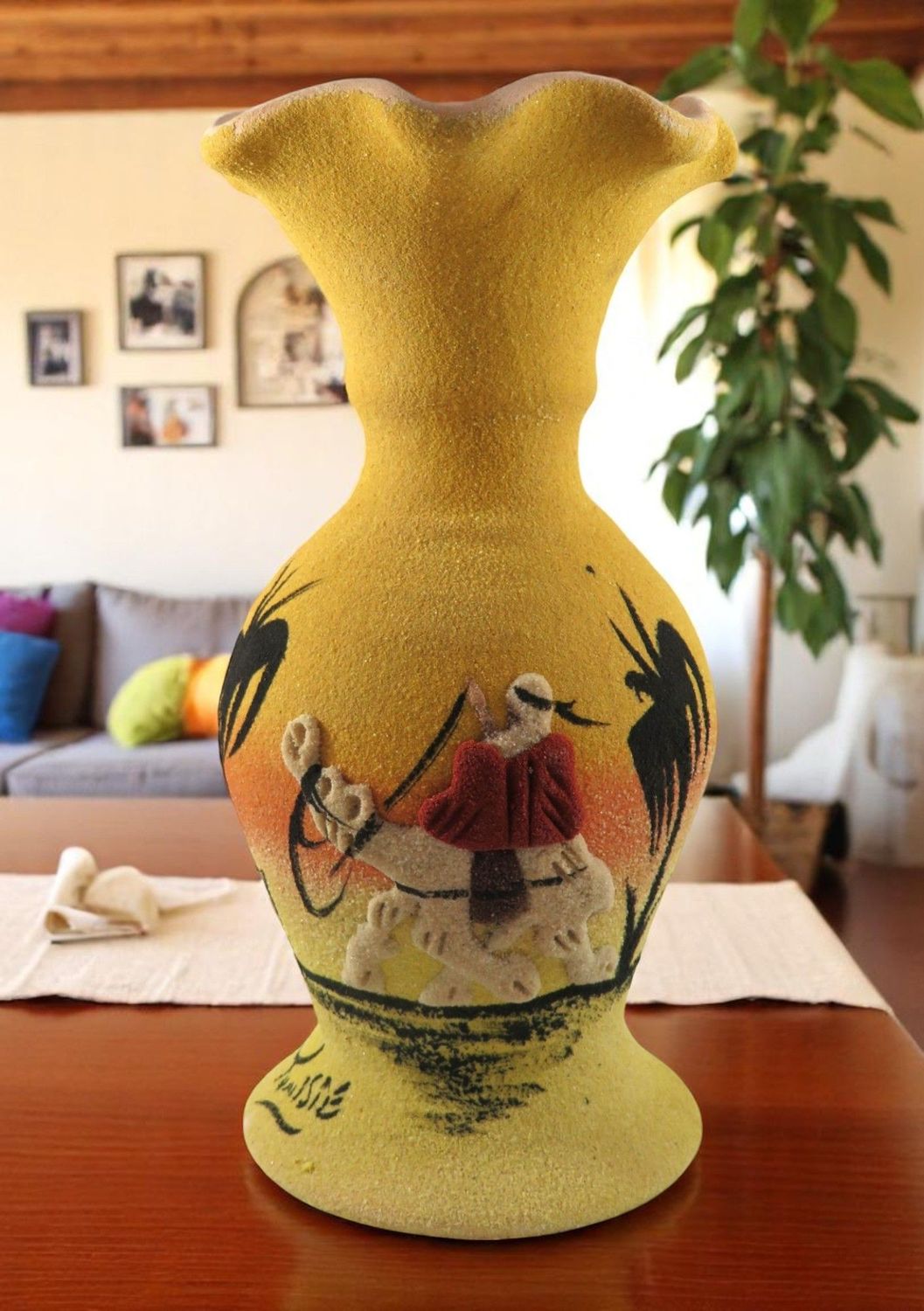 Vaso decorativo koronfol ( garofano)  giallo  fatto in sabbia 20 cm