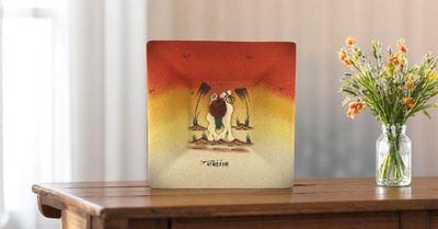 piatto decorativo quadrato  rosso in sabbia 24x5 cm