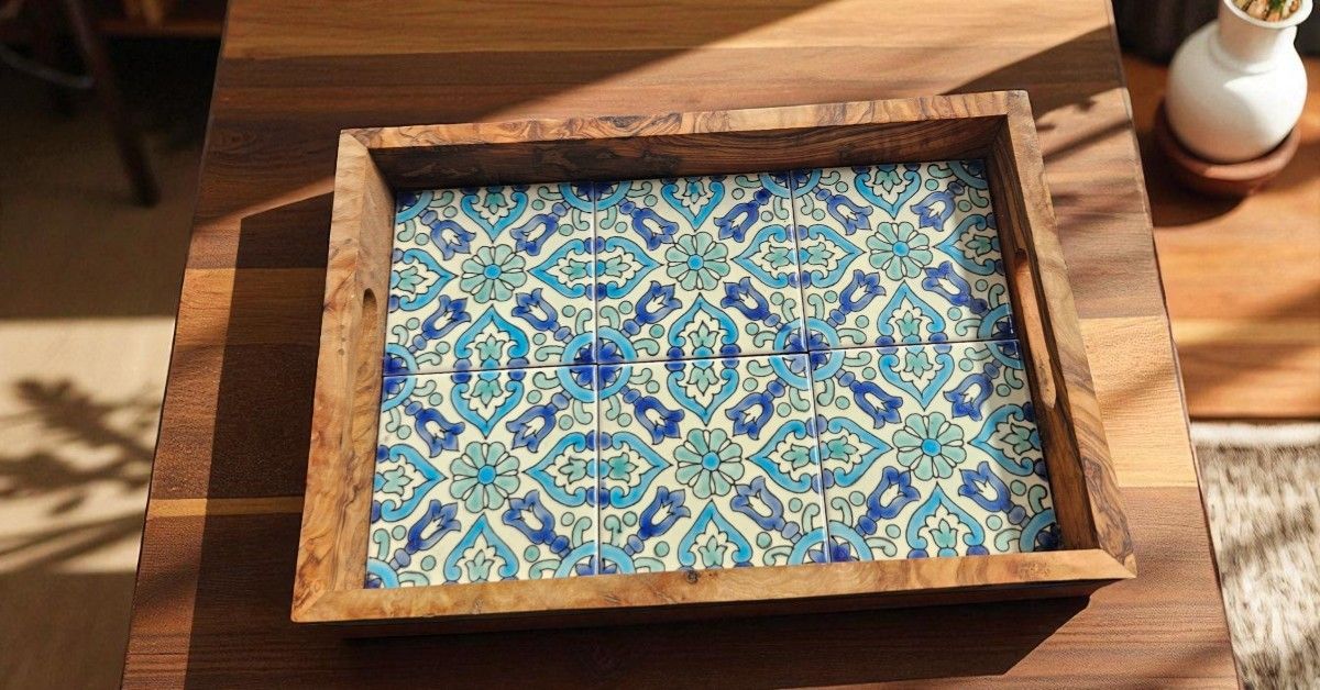 VASSOIO SIDI BOU - IN LEGNO D'ULIVO CON PIASTRELLE IN CERAMICA