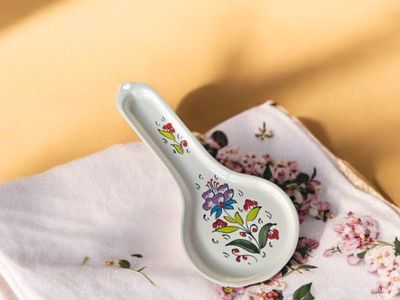 Poggiamestolo in Ceramica Artigianale - Modello Flores Poggiamestolo in Ceramica Artigianale - Modello Flores