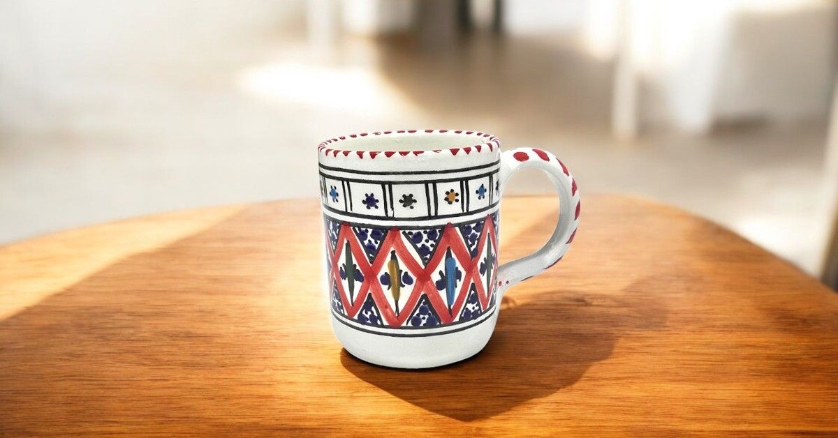 Tazza Mug in Ceramica con Motivo Arabesque Rosso