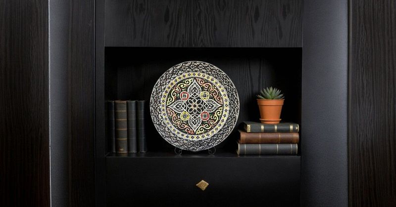 Piatto Decorativo in Ceramica Artigianale Piatto Decorativo in Ceramica Artigianale "Stella Dell'Andalusia Nero" (45 cm)