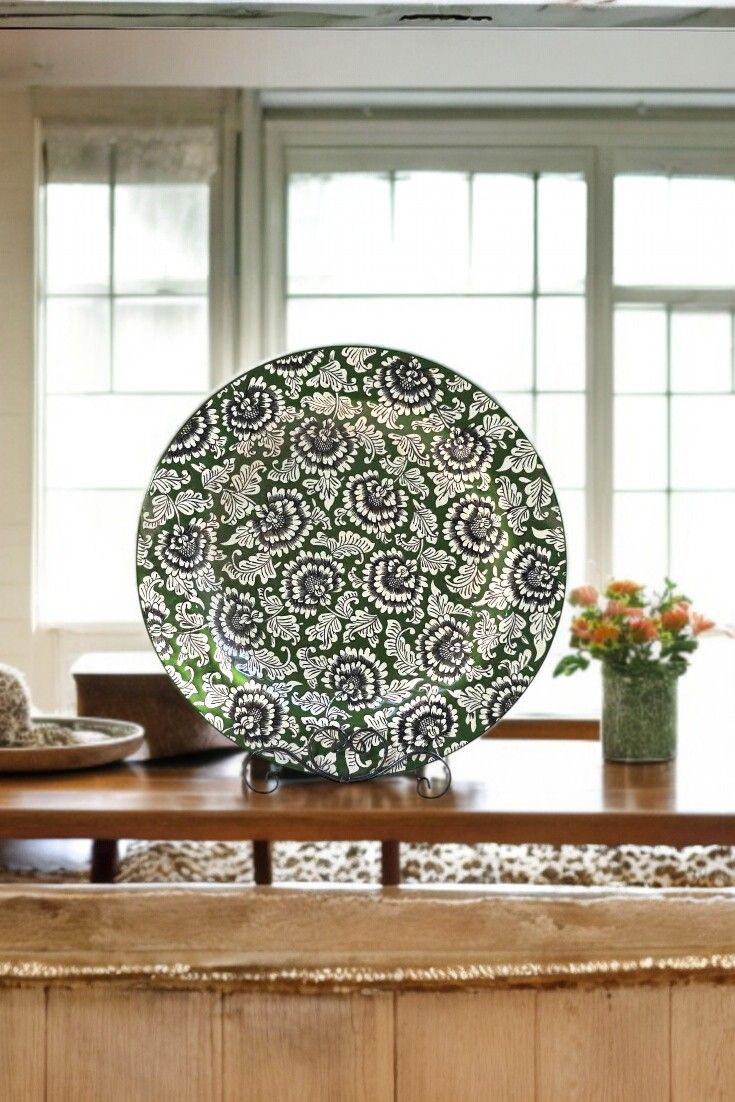 Piatto Decorativo in Ceramica Artigianale, Dipinto a Mano - 