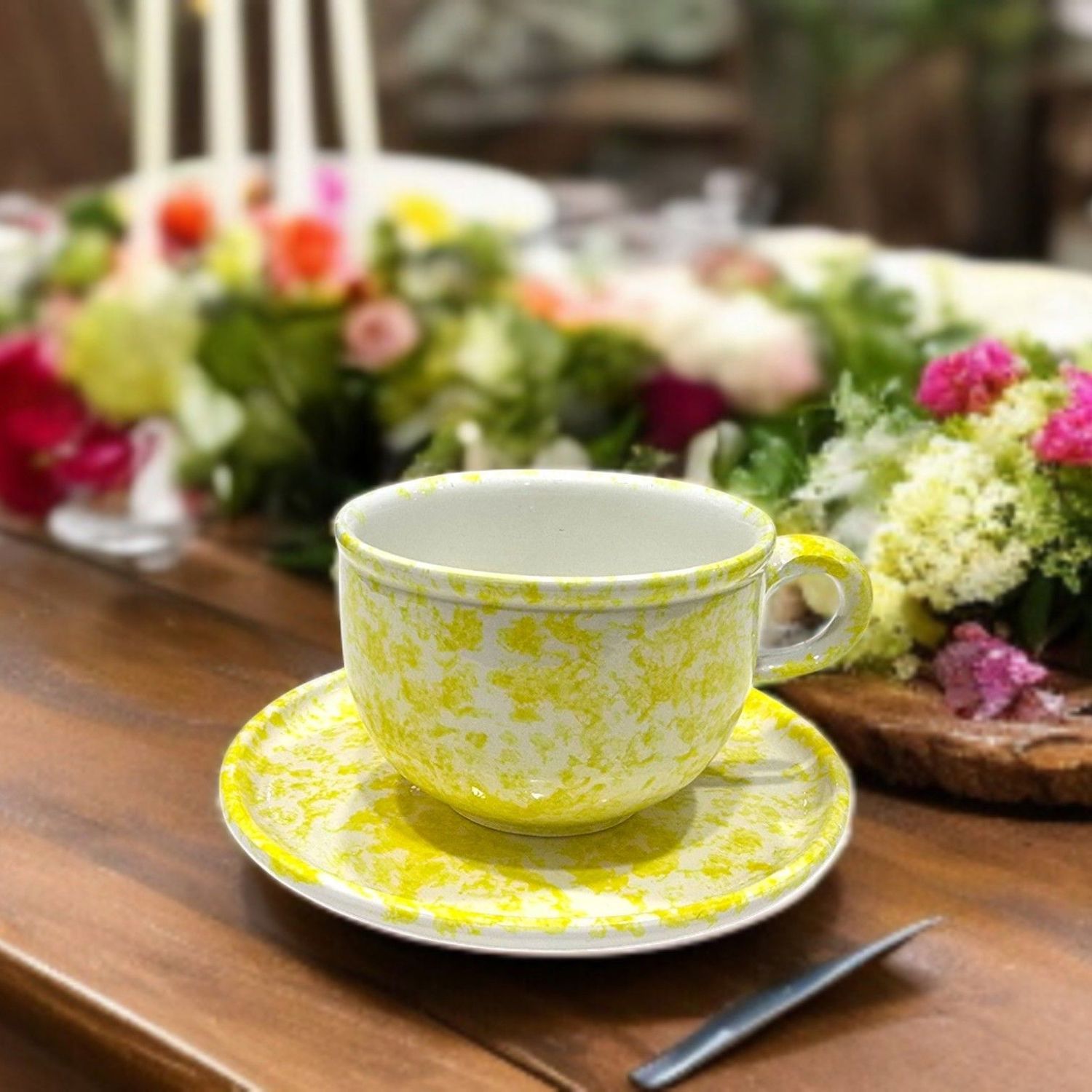 TAZZA E SOTTOTAZZA - SCHIZZI GIALLI TAZZA E SOTTOTAZZA - SCHIZZI GIALLI