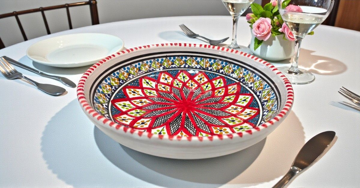 Insalatiera in Ceramica Artigianale Insalatiera in Ceramica Artigianale "Arabesque Rosso'' Dipinta a Mano Ø 25 cm