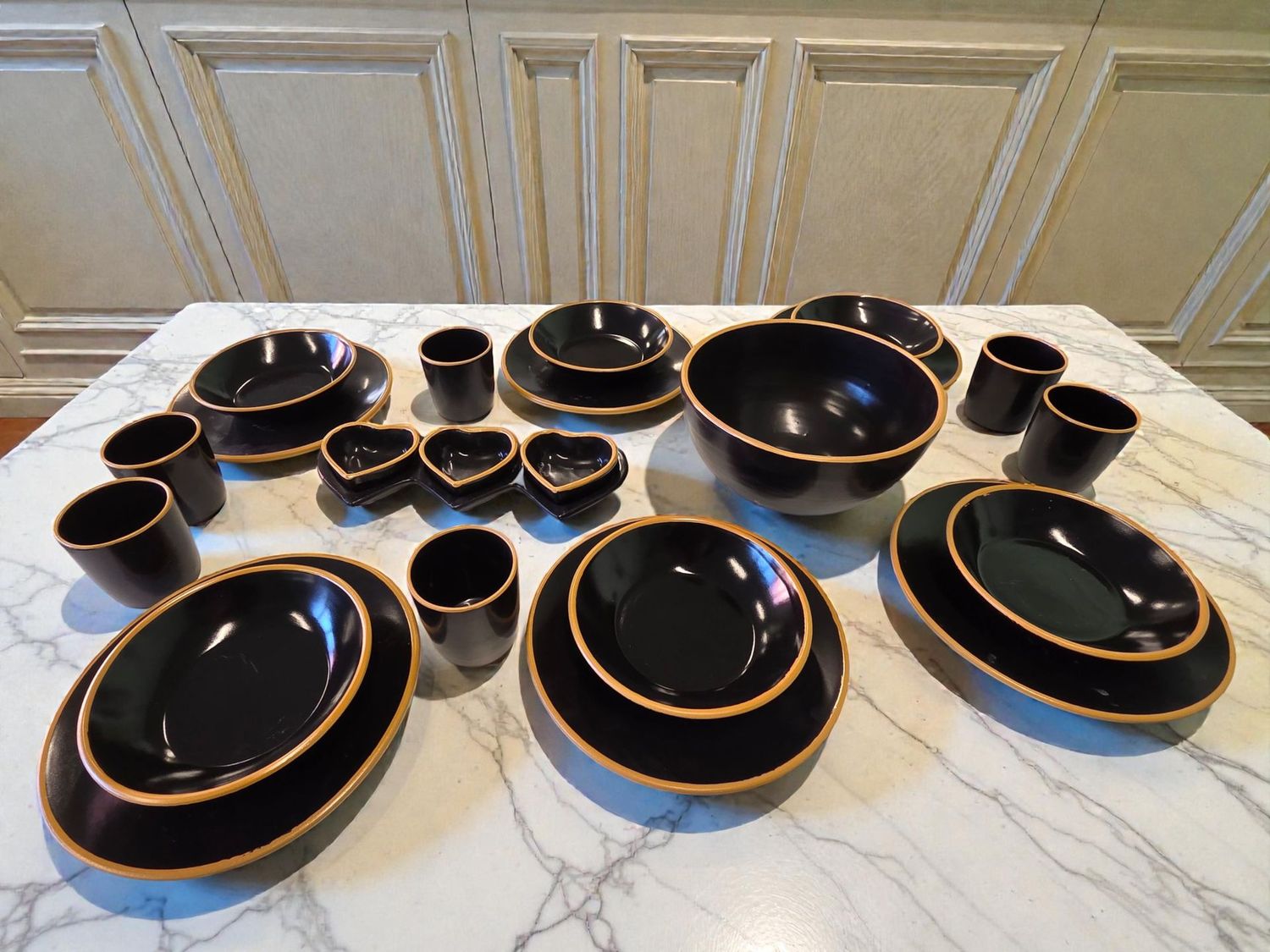 L'Ambra dell'Amore - Set da Tavola in Ceramica Artigianale