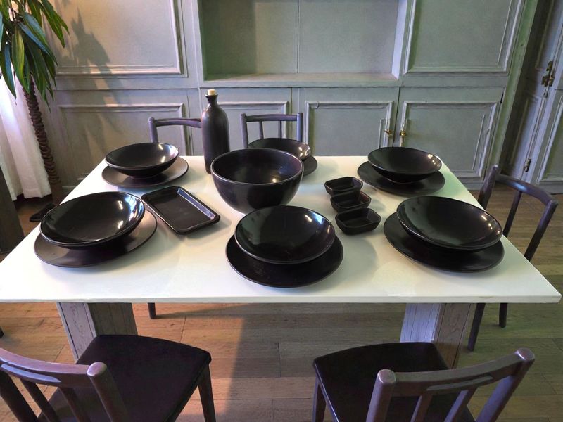 L'Ambra Nera - Set da Tavola in Ceramica Artigianale
