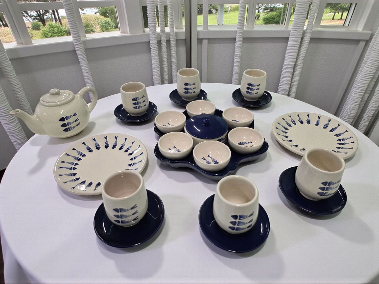 Set Colazione e Tè Completo "Fish" - 25 Pezzi in Ceramica Artigianale, Fatto a Mano