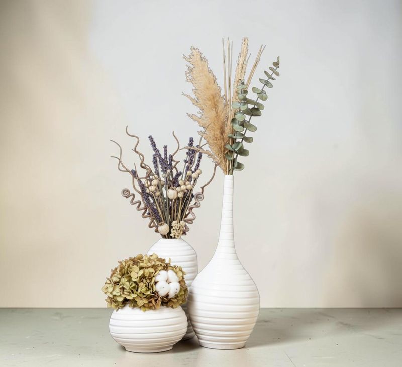 Set 3 Vasi Decorativi Bianchi in Ceramica - Trio Artigianale Moderno