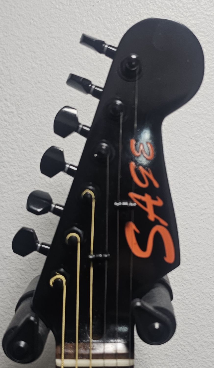 SAGE &quot;strat style&quot; Composite Guitar
