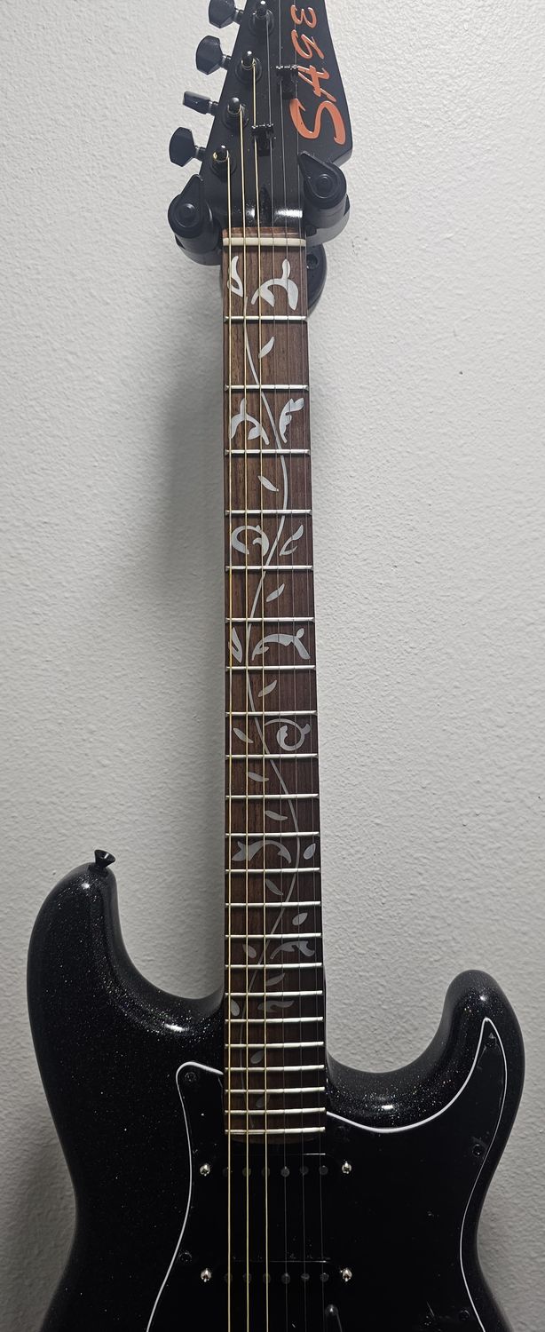 SAGE &quot;strat style&quot; Composite Guitar