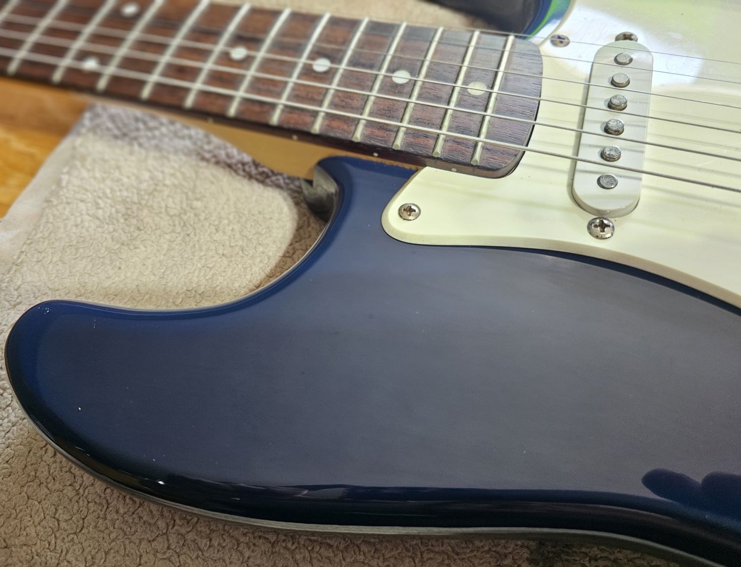 Squier Standard Stratocaster SSS