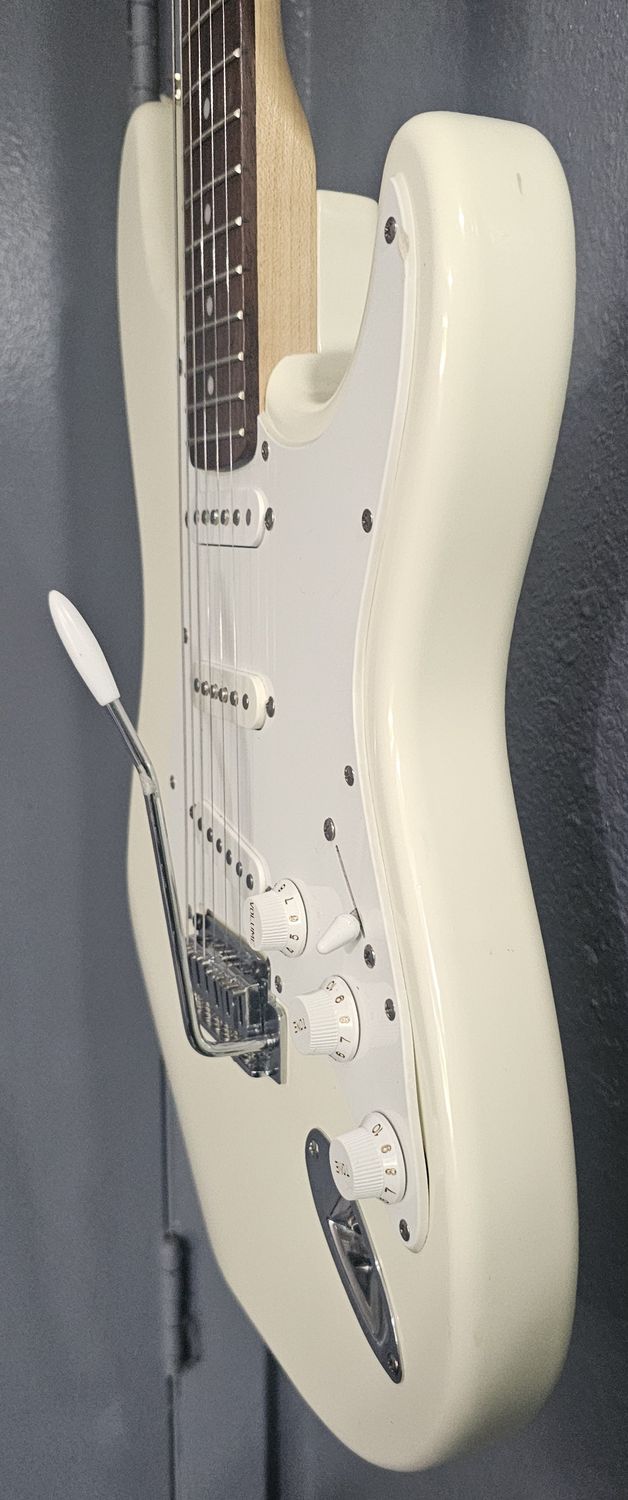 CORT SSS Strat style electric guitar
