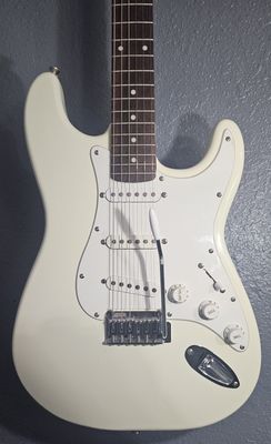 CORT SSS Strat style electric guitar