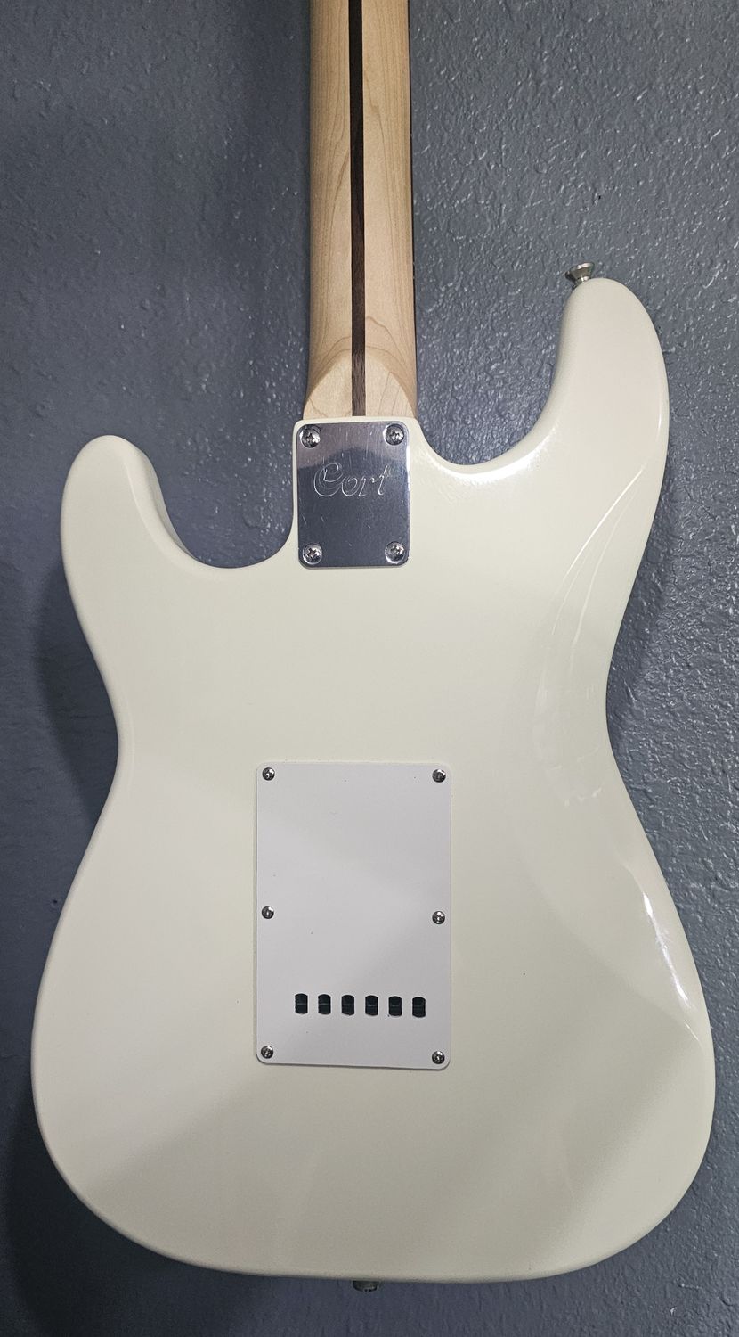 CORT SSS Strat style electric guitar