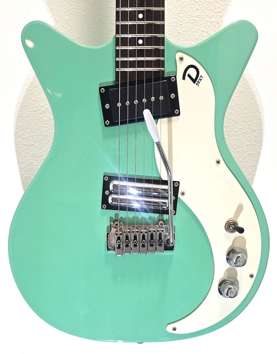 Danelectro 59XT - Aqua with Wilkinson Tremolo (D59XT)