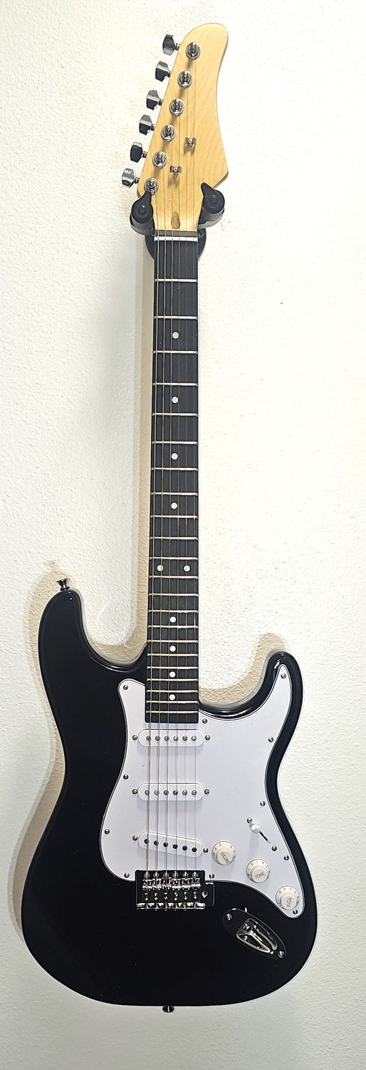 Beginner NO NAME strat NEW