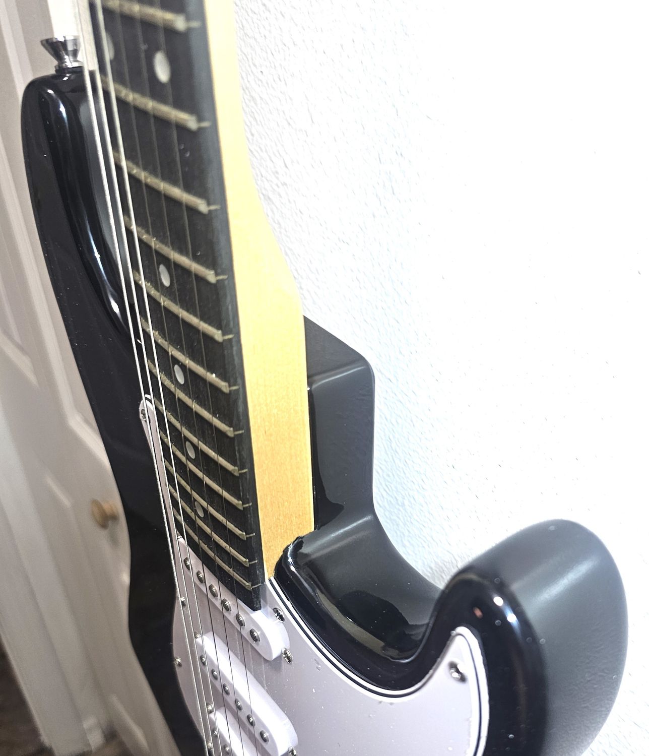 Beginner NO NAME strat NEW