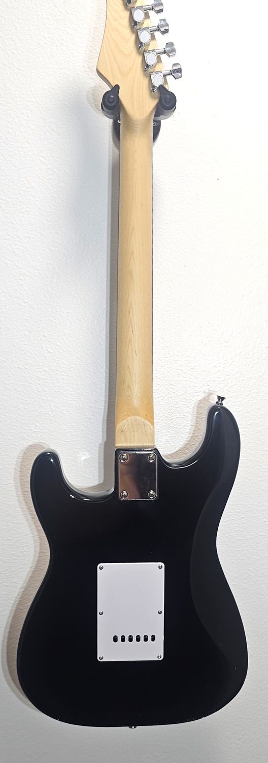 Beginner NO NAME strat NEW