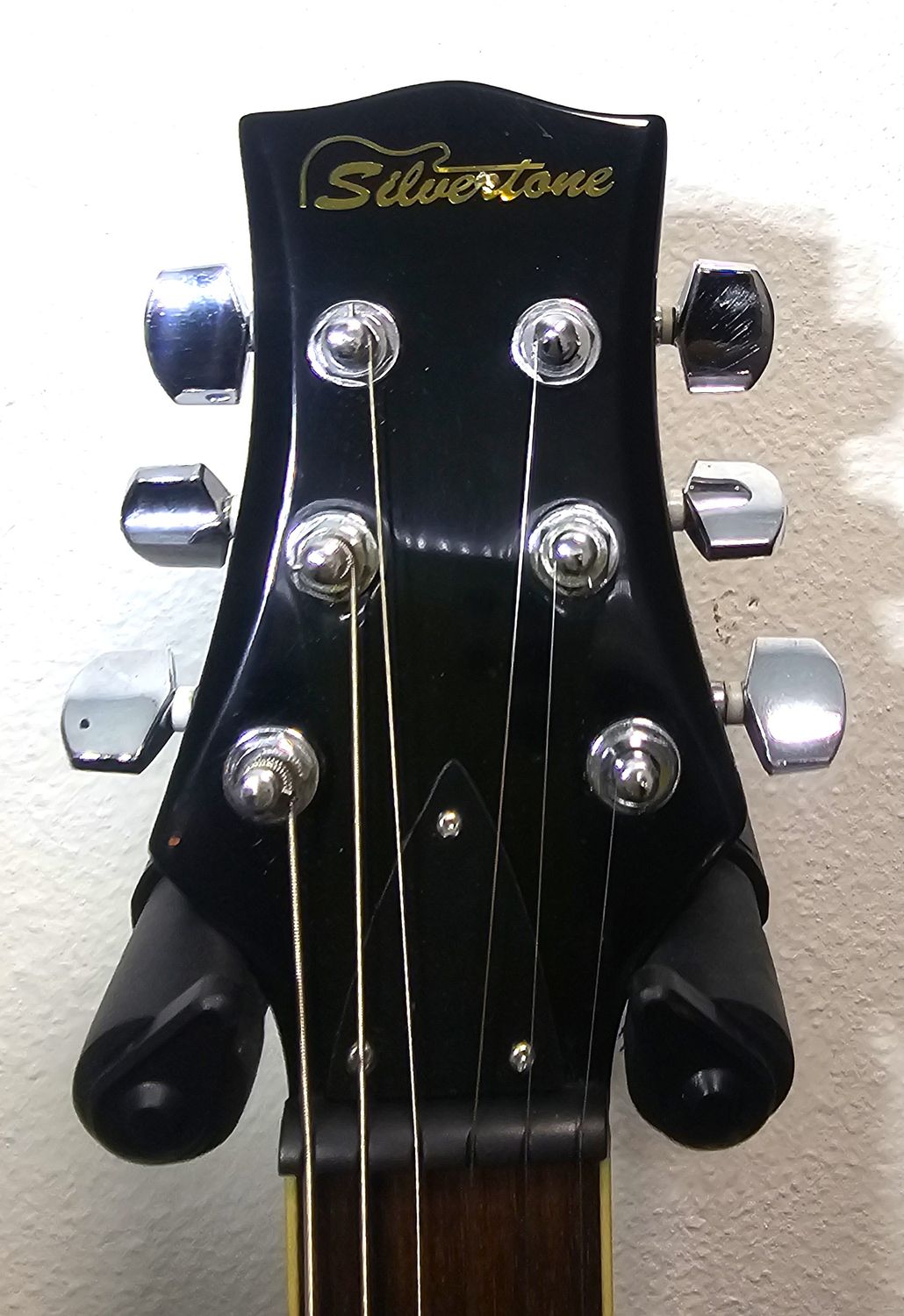 Silvertone SPN-5 Solid Body Electric Black Gloss W/Cream Binding
