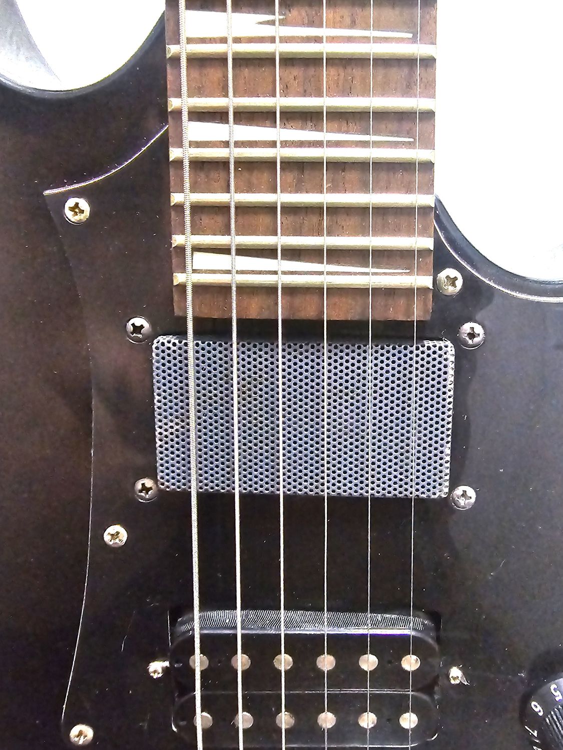 Ibanez GRGM51 Mikro Sonik Gio Guitar w/ built-in Speaker