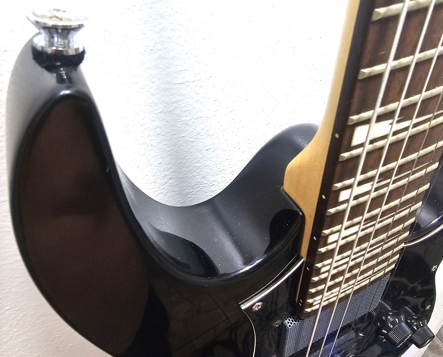 Ibanez GRGM51 Mikro Sonik Gio Guitar w/ built-in Speaker